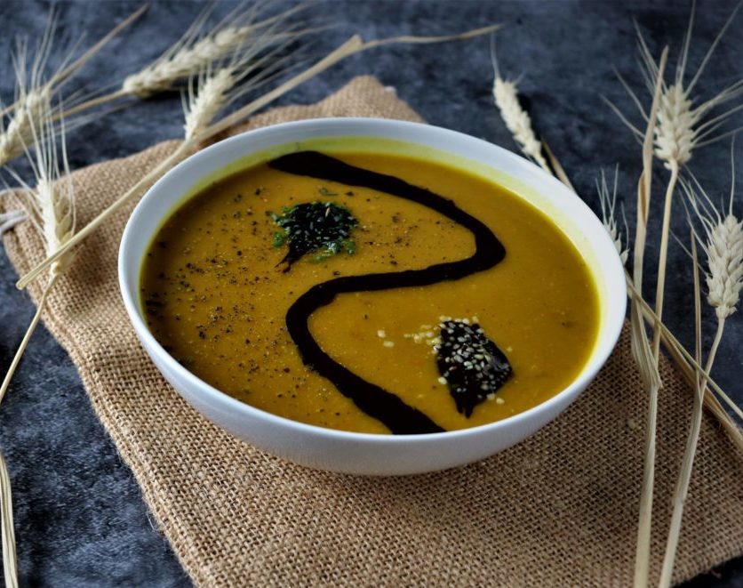 Read more about the article Vegane Kürbissuppe